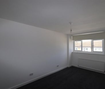 West Road, Shoeburyness, Southend-On-Sea - Photo 5
