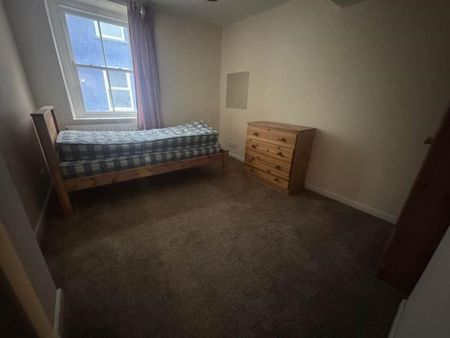 5 bedroom house to rent - Photo 2