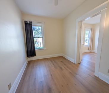 Newly Renovated 2-Bedroom Unit with Sun Room in Welland! - Photo 4