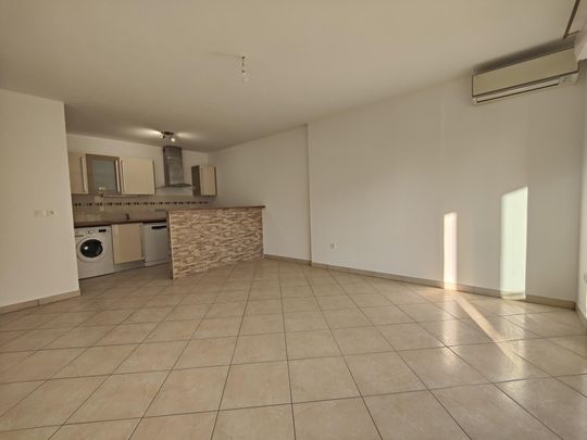 Location Appartement 3 pièces 63m² LA GARDE 83130 - Photo 1