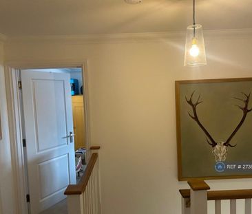 3 bedroom semi-detached house to rent - Photo 5