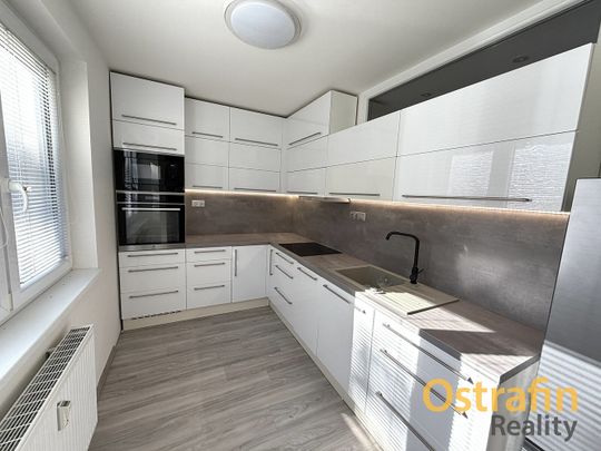 Pronájem bytu 3+1 65 m² - Photo 1