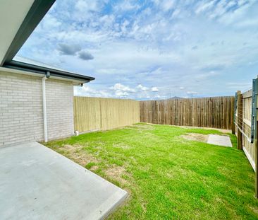 AS NEW 1 BEDROOM UNIT (DUAL LIVING) - Photo 4