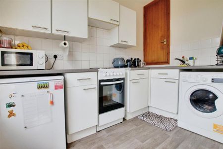 1 bedroom maisonette to rent - Photo 4
