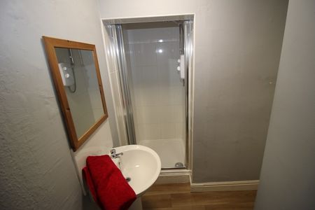 15 Union Road - Photo 5