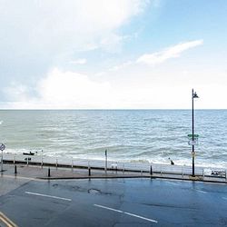 Sunnymead Court, 4 Central Parade, Herne Bay, CT6 5HT, Kent - Photo 1
