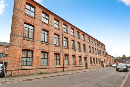 2 bedroom flat to rent - Photo 4