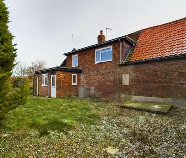 Station Road, Harpham, East Yorkshire, YO25 - Photo 1