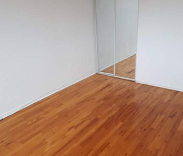 Beau 4 1/2 entre Cadillac et Langelier dans un 5, plex tranquille - Photo 2