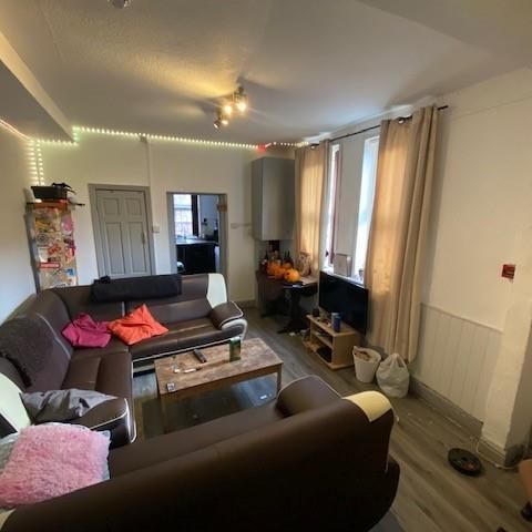 7 bedroom house to rent - Photo 1