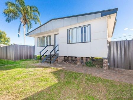 Home For Rent - Photo 5