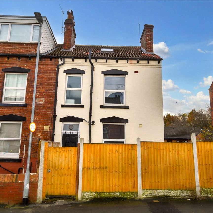 15, Cobden Grove, Leeds, West Yorkshire, LS12 5PA - Photo 1