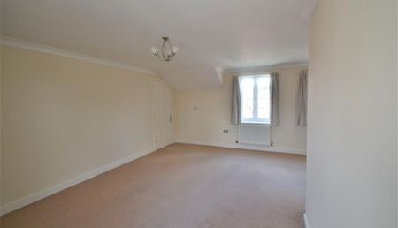 Gras Lawn, Barrack Road, Exeter - Photo 2