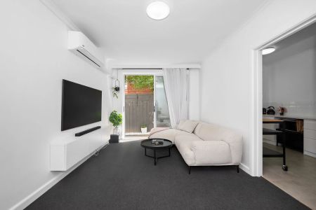 3/6 Williams Road, Prahran. - Photo 3