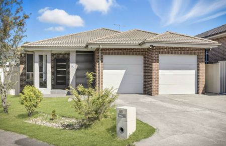 Stunning Single Storey - Available Now! - Photo 5