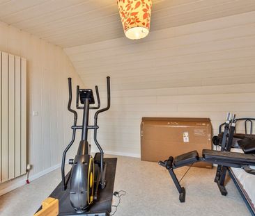 Duplex-appartement met extra zolderkamer + garagebox in het centrum! - Foto 1