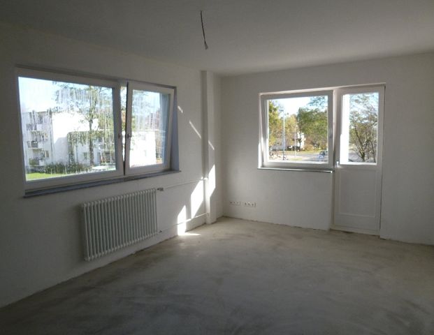 Elegantes Wohnen: Modernisierte 3-Zimmer-Wohnung mit Essdiele und sonniger Loggia - Foto 1