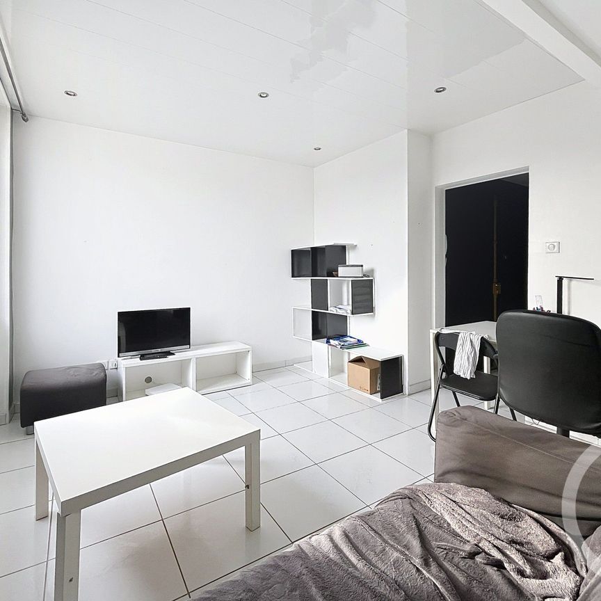 Location Appartement 2 pièces 30m² CLERMONT FERRAND 63000 - Photo 1