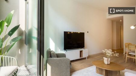 3 room luxury Apartment for rent in Barcelona, Spain - Photo 5