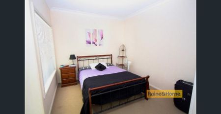 Neat & Tidy 2 Bedroom Unit - Photo 2