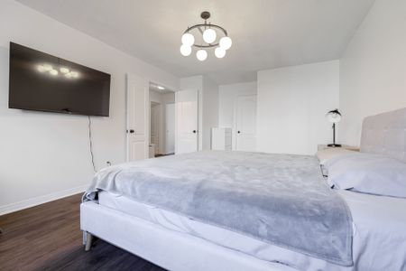 For Lease - 58 Glasgow Crescent, Georgina, Ontario - Photo 2