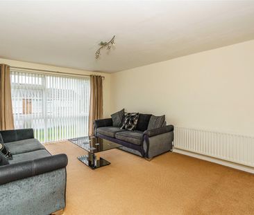 2 bed flat to rent in Beacon Drive, Newcastle Upon Tyne, NE13 - Photo 1
