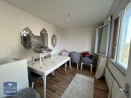 Location Appartement 4 pièces 65m² MACON 71000 - Photo 3