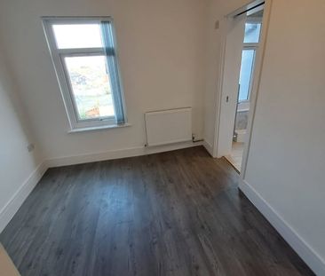Studio Flat, Rimrose Road, L20 - Photo 1