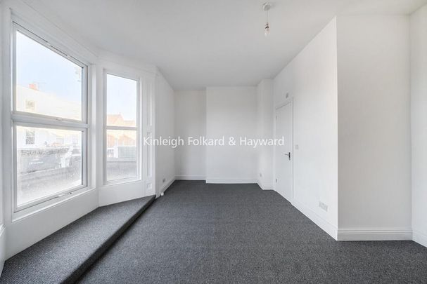 4 bedroom flat to rent - Photo 1