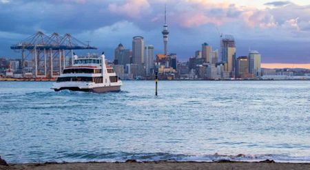 Central Devonport! - Photo 4