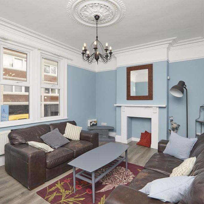 5 bedroom terraced house to rent - Photo 1