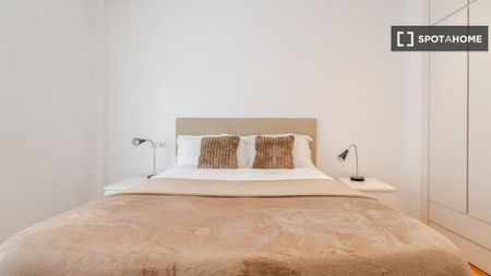 3 room luxury Apartment for rent in Madrid, Autonomous Region of Madrid - Photo 4