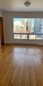 GRAND 3 1/2 A LOUER A ST. LEONARD, D'UN TRIPLEX - Photo 3