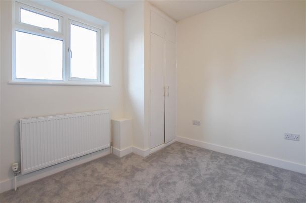 Gibson Way, Saffron Walden - Photo 1