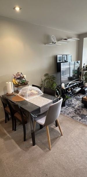 Takapuna Shoalhaven Living - fully furnished. - Photo 1