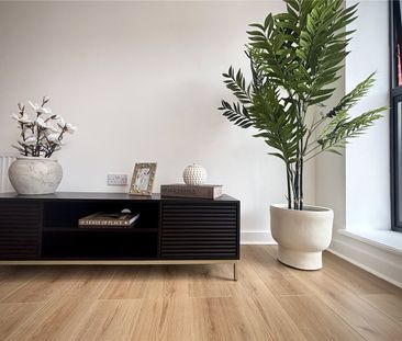 Victoria Road, Aldershot, Hampshire, GU11 - Photo 2