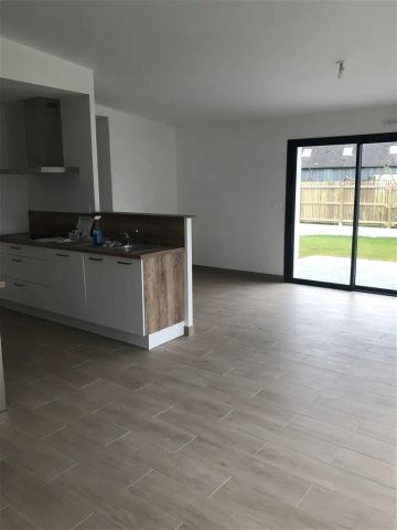 Location maison 4 pièces - 99m² à Begard (22140) - Photo 2