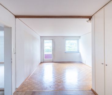 Helle 3.5-Zimmerwohnung mit zwei Balkonen - Photo 1