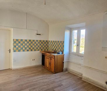 Location Appartement 3 pièces 55m² CHOMERAC 07210 - Photo 6