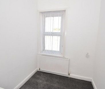 Hoyle House Fold, Linthwaite, Huddersfield, HD7 5NG - Photo 6