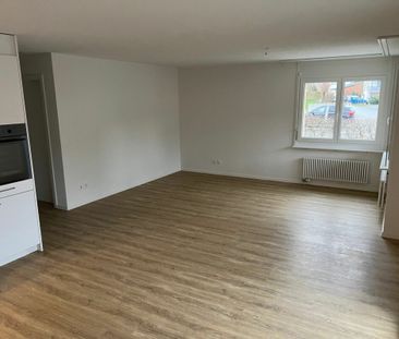 Wohnen mit Komfort im Alter – seniorenfreundliche, renovierte 2.5-Z... - Photo 4