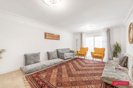 Nether Street, London, N12 - Photo 3