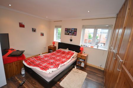 2 bed Semi-Detached House for Rent - Photo 4