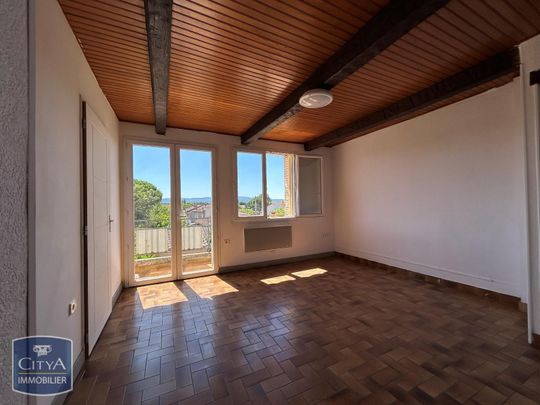 Location Appartement 3 pièces 43m² CARPENTRAS 84200 - Photo 1