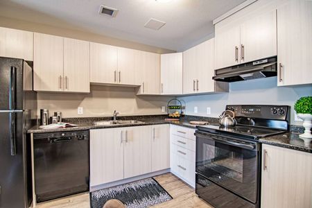 Three Bedroom Two Bath - Photo 5