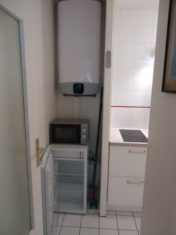 Location Appartement 1 pièce 26m² NEVERS 58000 - Photo 3