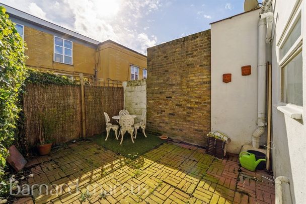 Geraldine Road - Photo 1