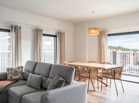 Alameda Engenheiro José Mattos e Silva, Algés, Lisbon 1495-211 - Photo 4