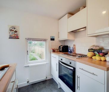 Studio to rent - Photo 4