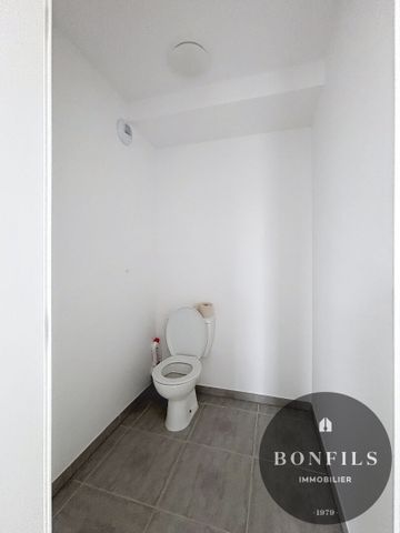 A LOUER AVIGNON EXTRA-MUROS (84000) : T3 avec terrasse et place de parking !, - Photo 3